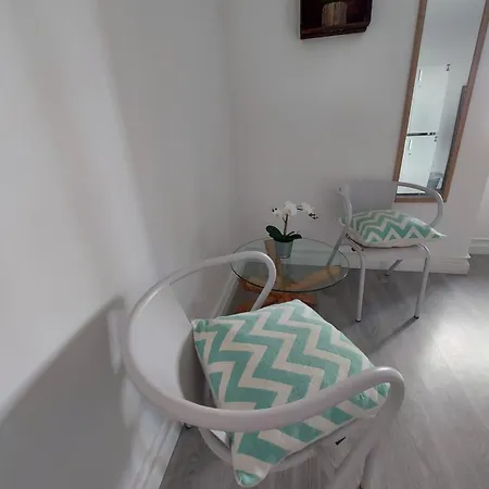 Aloha Hostal Portimão