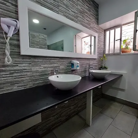 Aloha Hostel Portimao